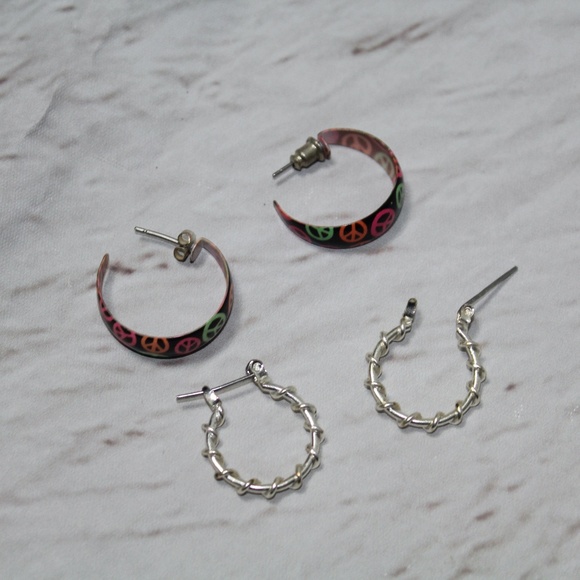 Two Pairs of Earrings - Picture 1 of 3
